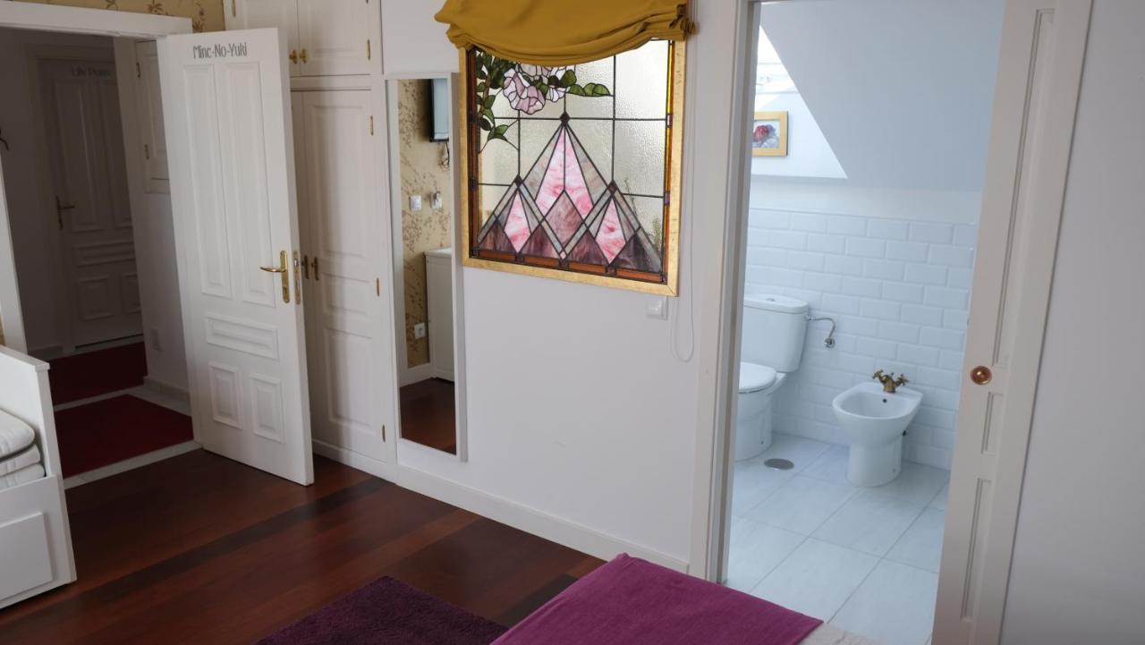 Busto Hotel La Casa De Las Camelias מראה חיצוני תמונה